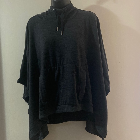 Jackets & Blazers - Athleta Black/Gray Hooded Poncho, size small.